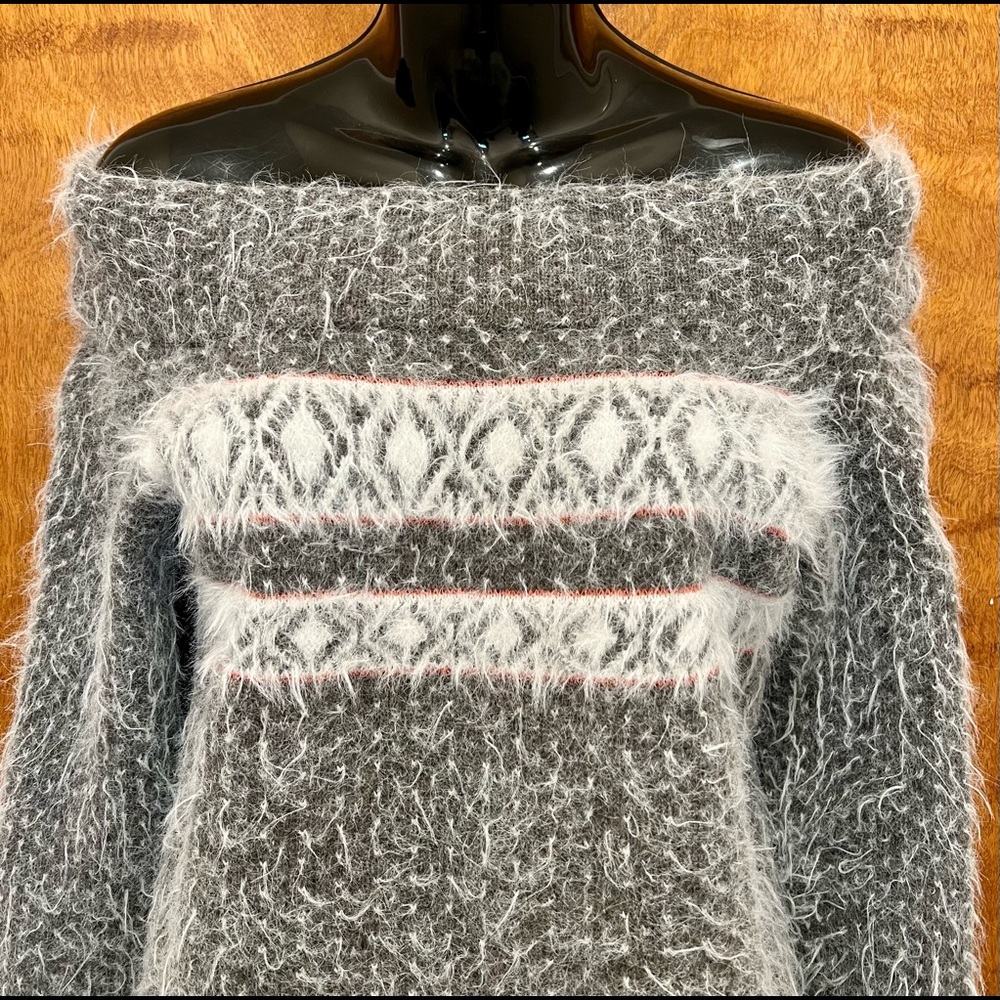 Anthropologie Sleeping On Snow eyelash on/off shoulder sweater.